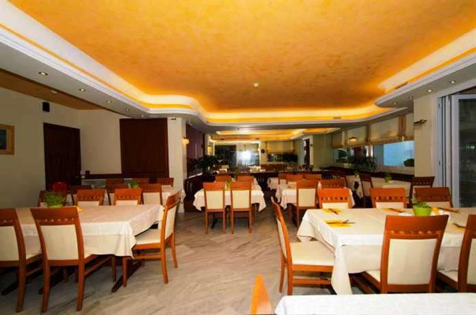 Hotel Evilion Sea And Sun