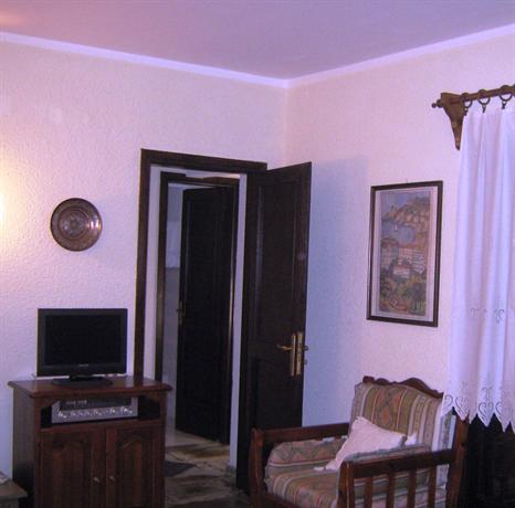 Agnanti Hotel Apartments
