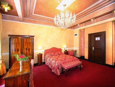 Vigo Hotel