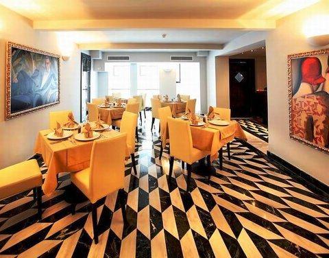 Vigo Hotel