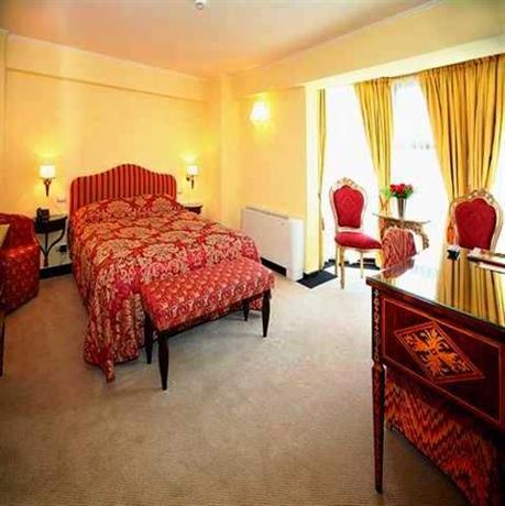 Vigo Hotel