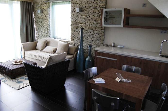 Echo Residence All Suite Hotel