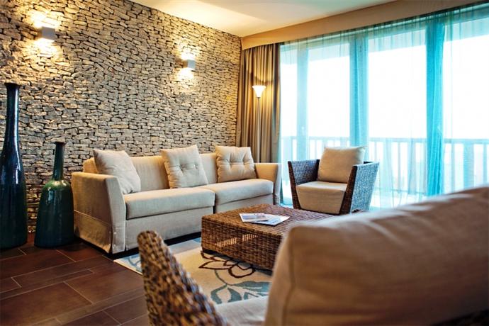 Echo Residence All Suite Hotel