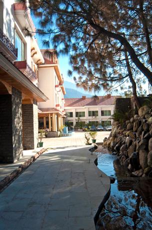 Citrus Manali Resorts