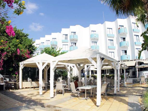 Lantiana Gardens ApartHotel