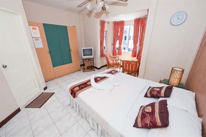 Karon Sunshine Guesthouse Bar & Restaurant