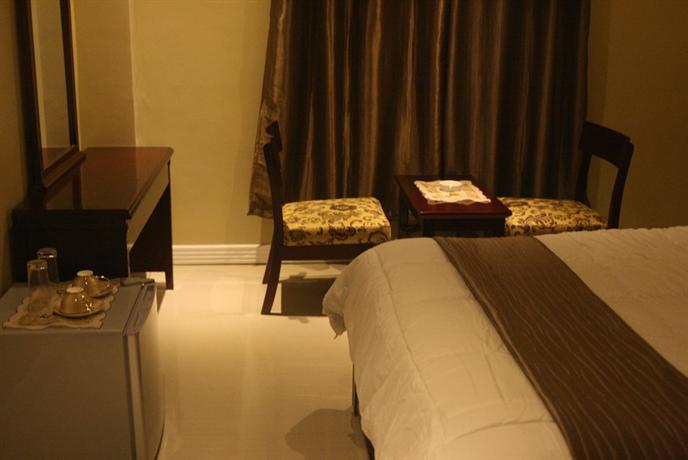 Clark Imperial Hotel