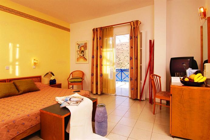 Dolphin Bay Hotel