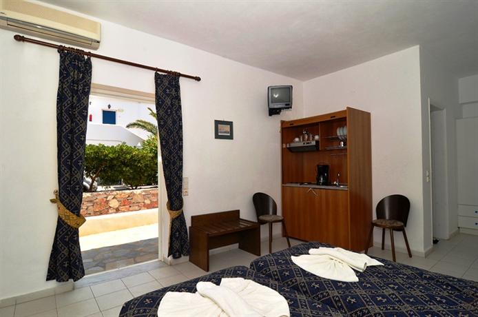 Dolphin Bay Hotel