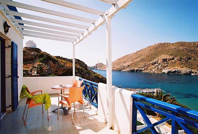 Dolphin Bay Hotel
