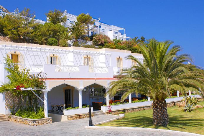 Dolphin Bay Hotel