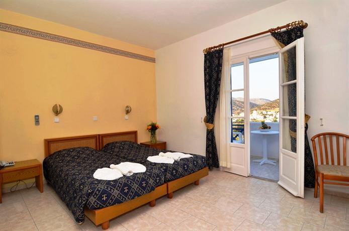 Dolphin Bay Hotel