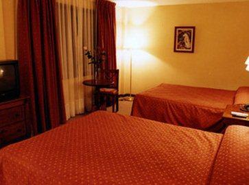 Howard Johnson Hotel & Spa San Pedro