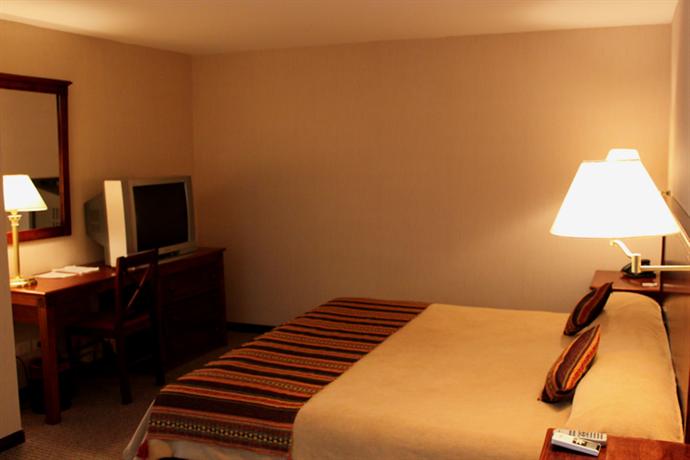 Howard Johnson Hotel & Spa San Pedro