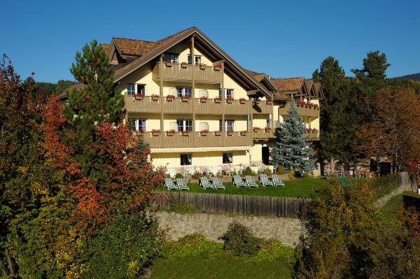 Hotel Dolomitenblick Ritten - dream vacation