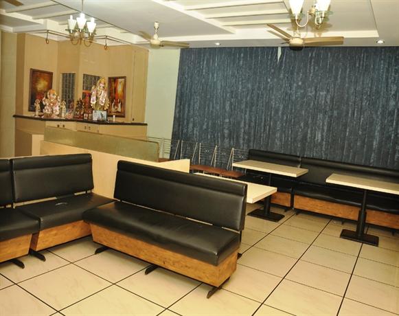Hotel Raj Surat