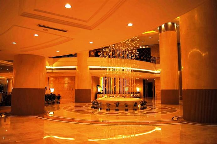 Huaqiang Jianguo Hotel