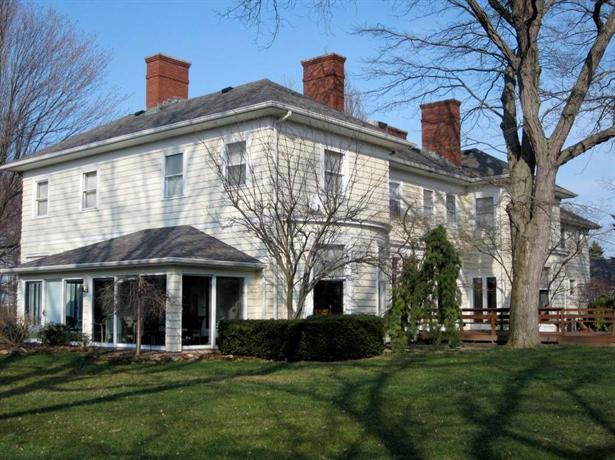 Farrell House Lodge at Sunnybrook Trout Club