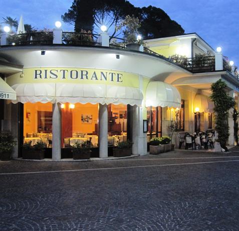 Hotel Aquavite Passeggiata Kurpromenade Italy thumbnail