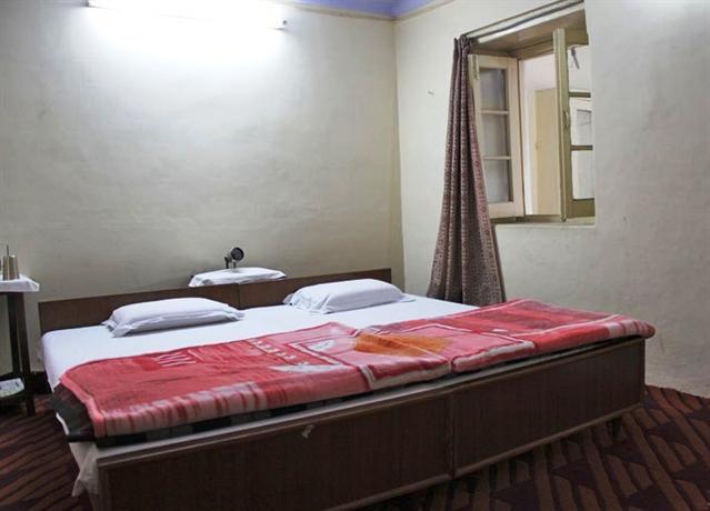 OYO 12222 Hotel Silverton