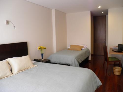 Apartasuites Bell House