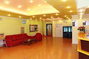 如家快捷大连长兴岛三堂商业街店