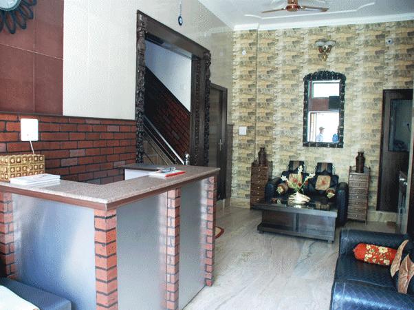 Hotel Satya Palace