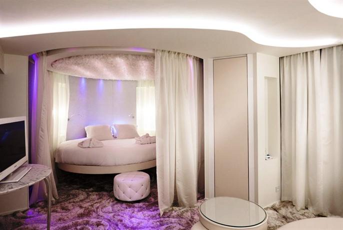 Seven Hotel Paris
