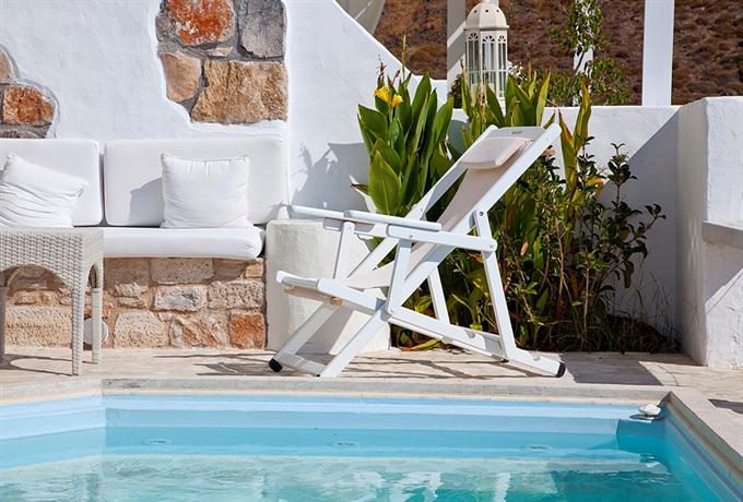 Tholaria Boutique Hotel