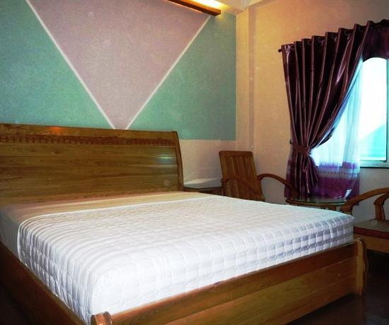 Duc Vuong 2 Hotel