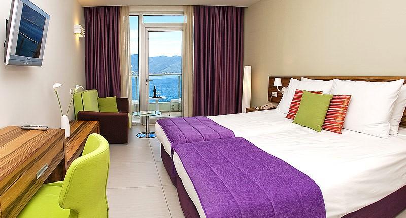Riviera Resort Hotel