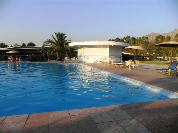 Paleros Resort