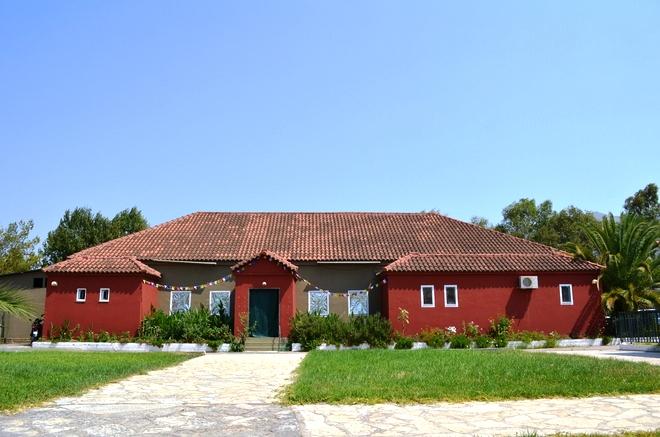 Paleros Resort