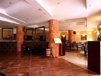 Persepolis Hotel