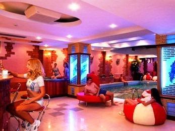 Persepolis Hotel