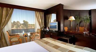 Tiyi Tuya Luxor-Aswan 4 Nights Cruise Monday-Friday