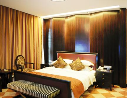 Haining Yulong International Business Hotel