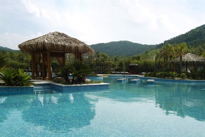 Huanxiu Resort and Spa
