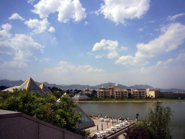 Sky-Line Resort