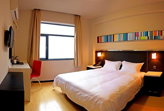 长沙青苹果连锁酒店（赤岗冲店）