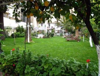 B&B il giardino segreto Naples