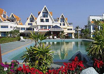 三亚海上明月花园度假村