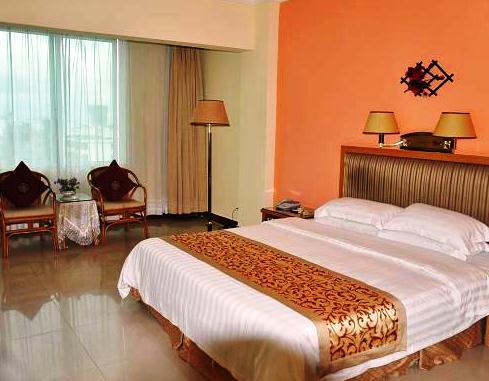 三亚东港海景大酒店