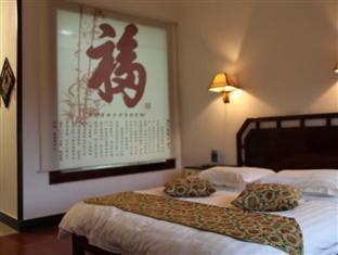 雪狮岭江畔酒店