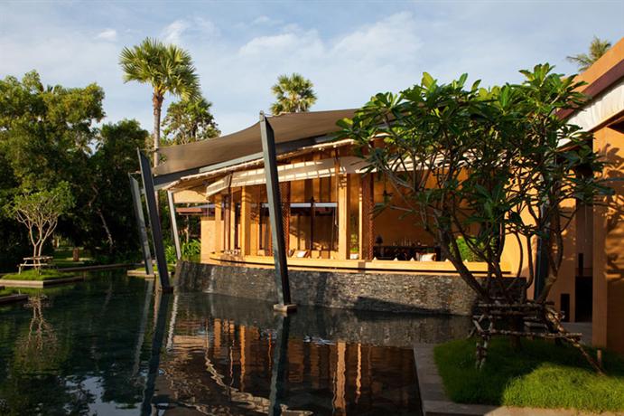 Wanakarn Beach Resort & Spa