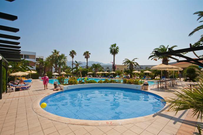 Tigaki Beach Hotel