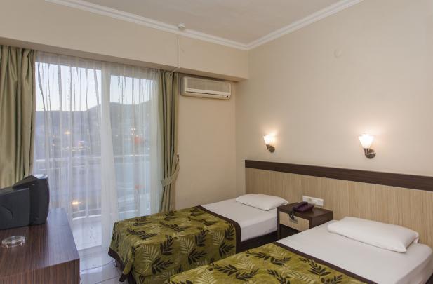 Kleopatra Melissa Hotel