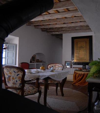 La Casa de Bovedas Charming Inn