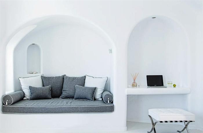 Dreams Luxury Suites