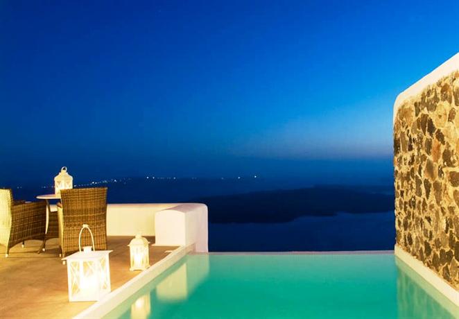 Dreams Luxury Suites